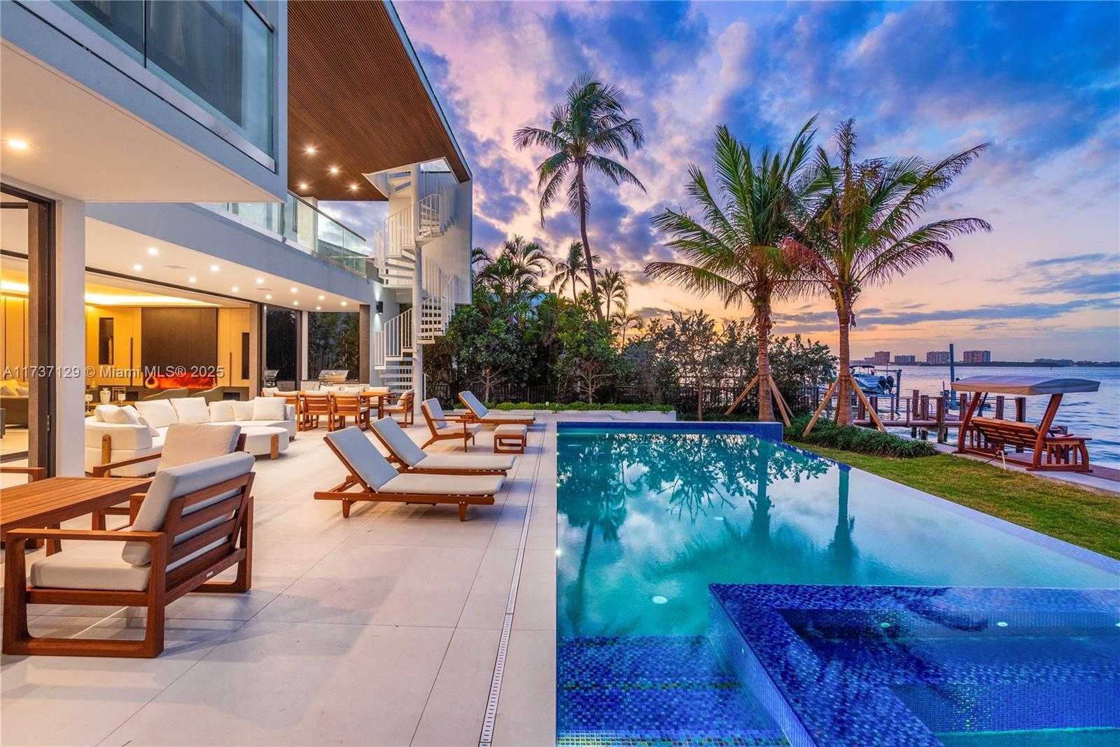 Small Image of 1785 CLEVELAND RD, Miami Beach Number 53