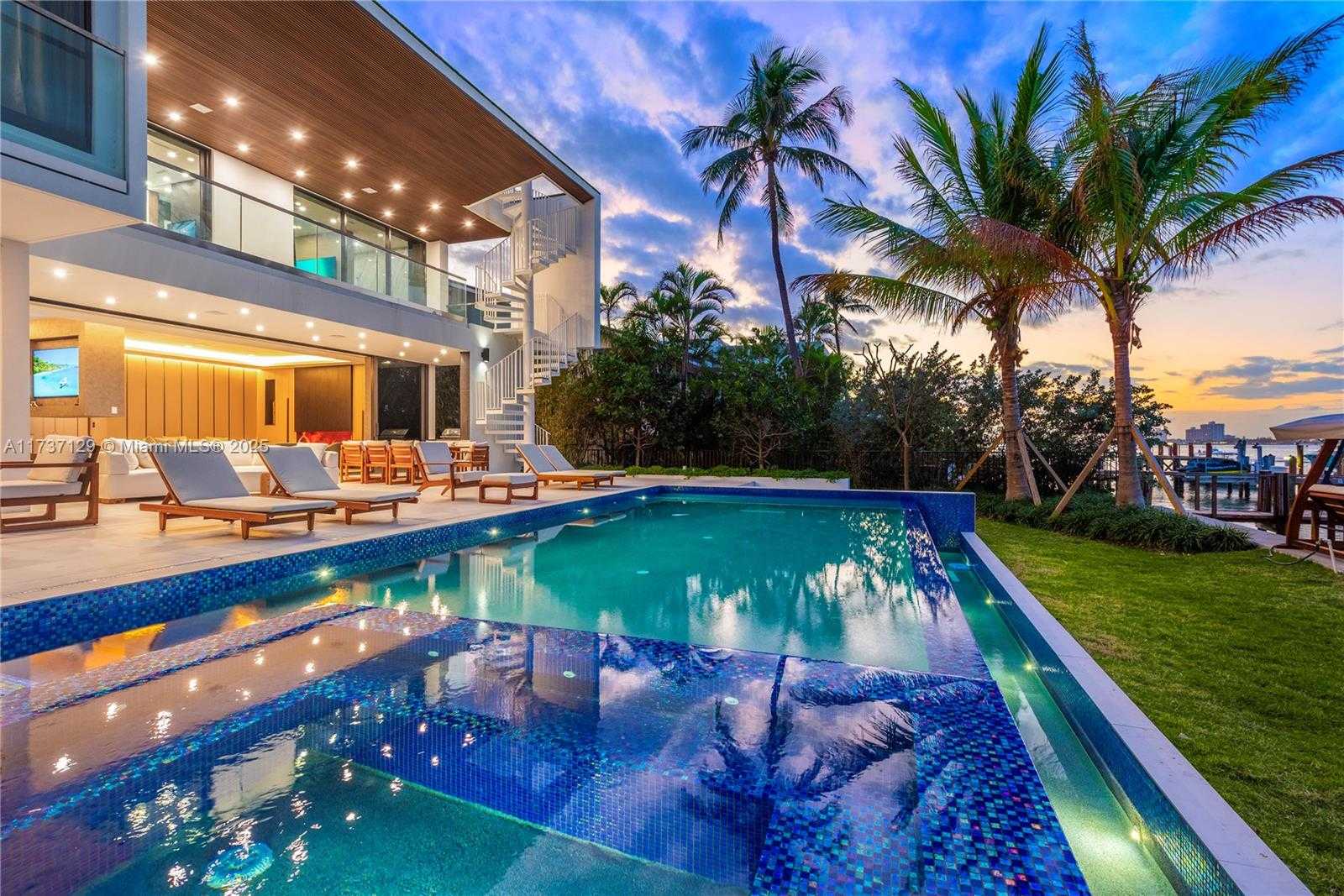 Small Image of 1785 CLEVELAND RD, Miami Beach Number 54