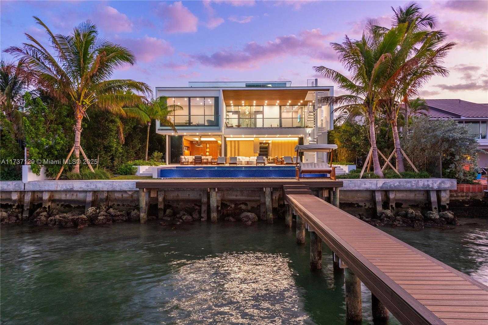 Small Image of 1785 CLEVELAND RD, Miami Beach Number 58