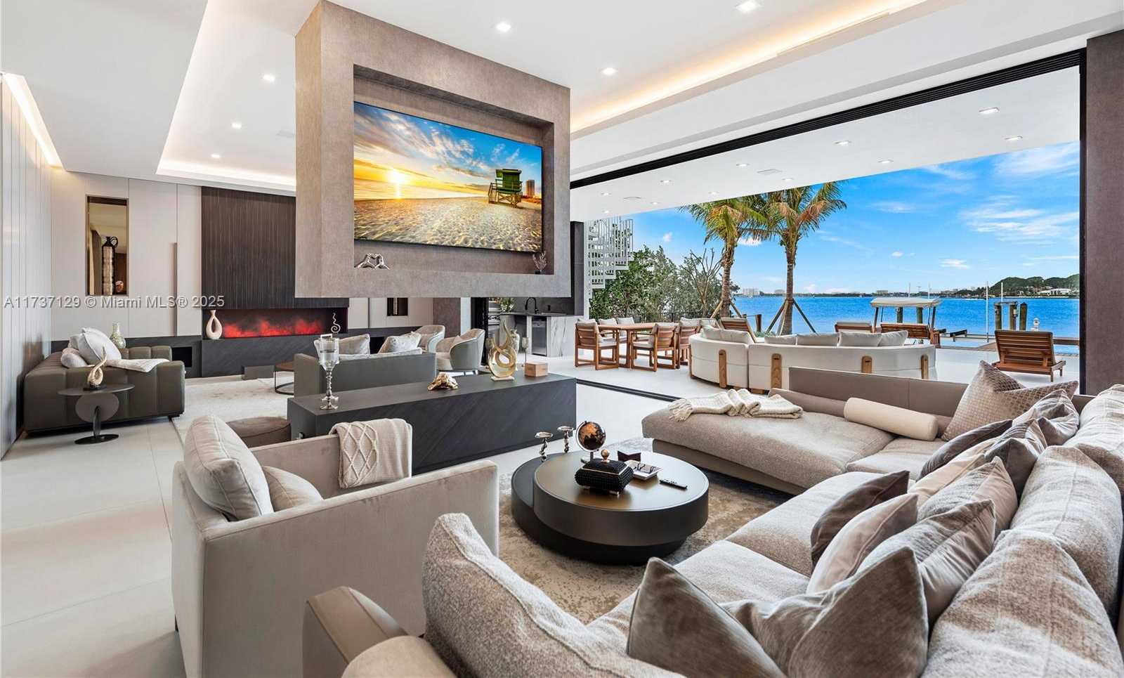 Small Image of 1785 CLEVELAND RD, Miami Beach Number 8