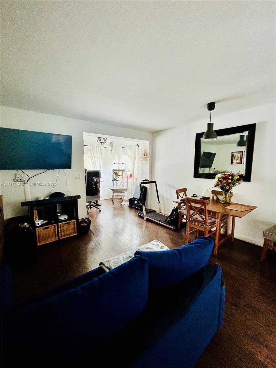 Small Image of 3210 NORTH WEST 3RD AVE, Miami Number 3