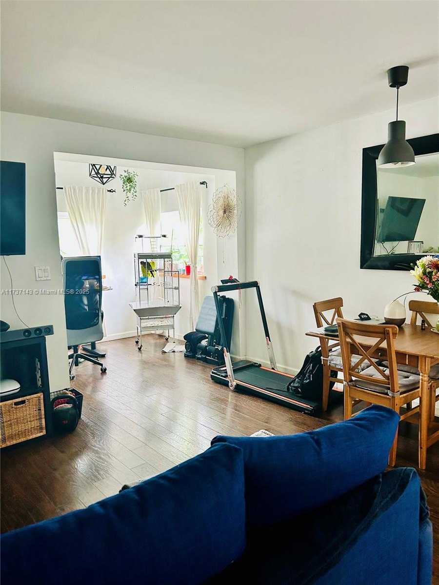 Small Image of 3210 NORTH WEST 3RD AVE, Miami Number 5