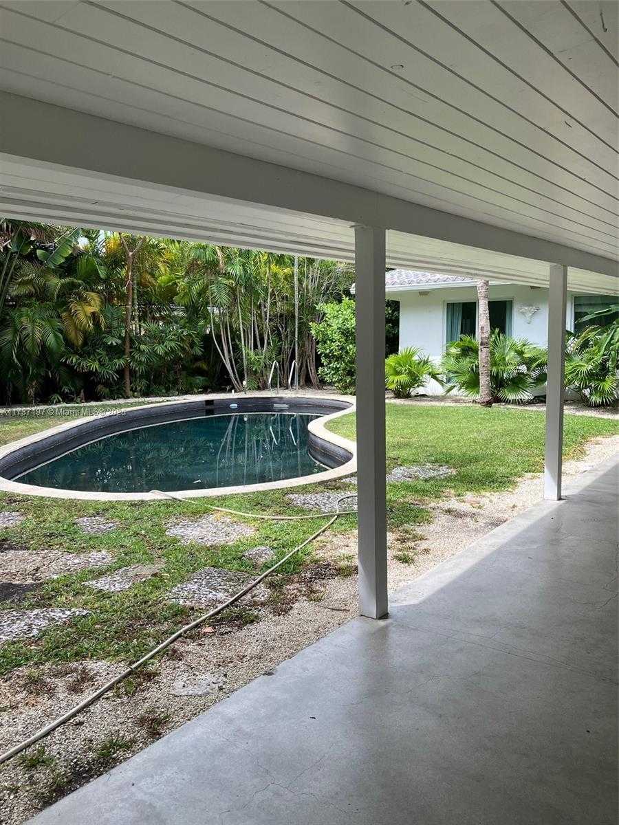 Small Image of 385 HARBOR CT, Key Biscayne Number 50