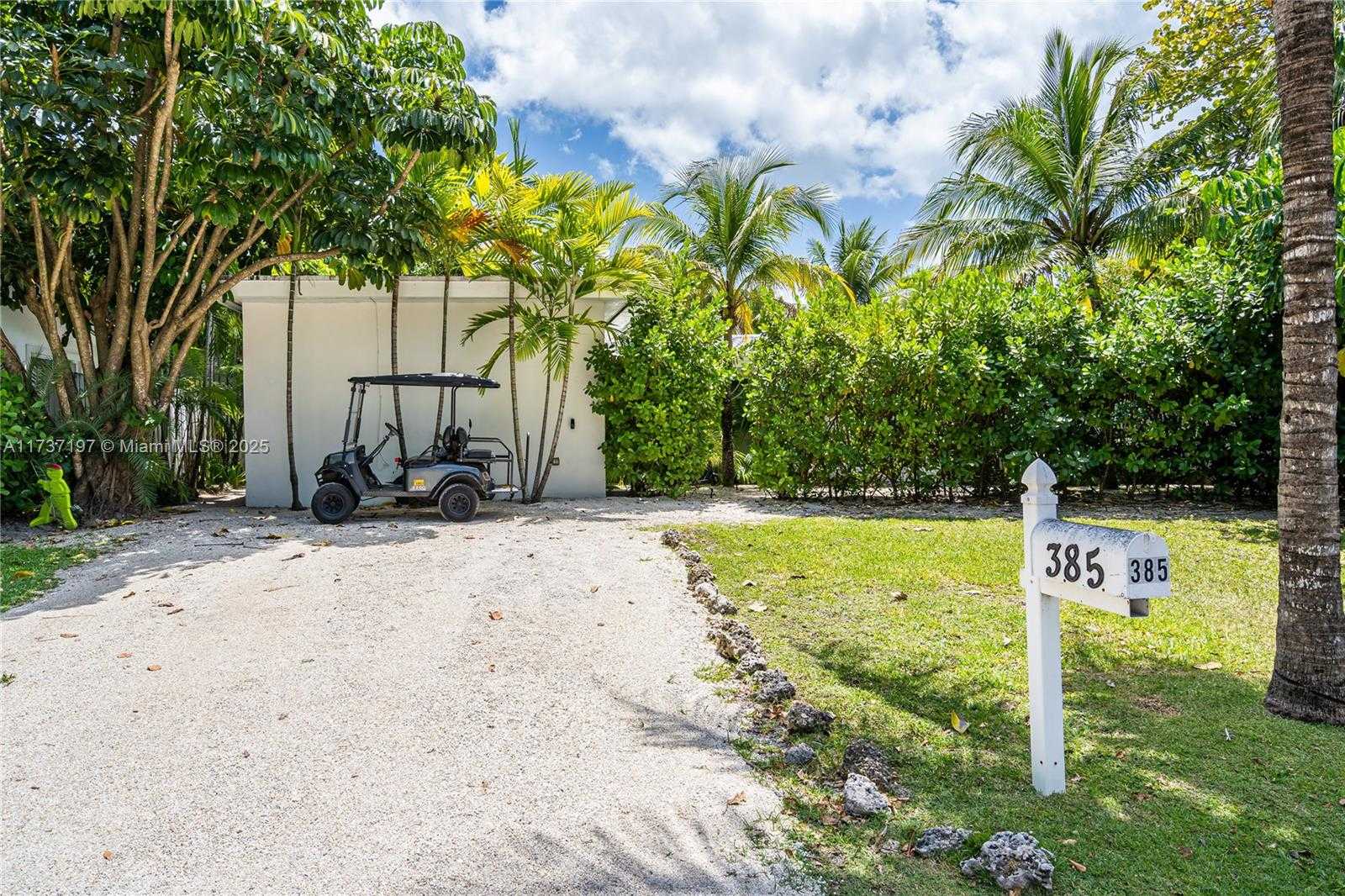 Small Image of 385 HARBOR CT, Key Biscayne Number 7