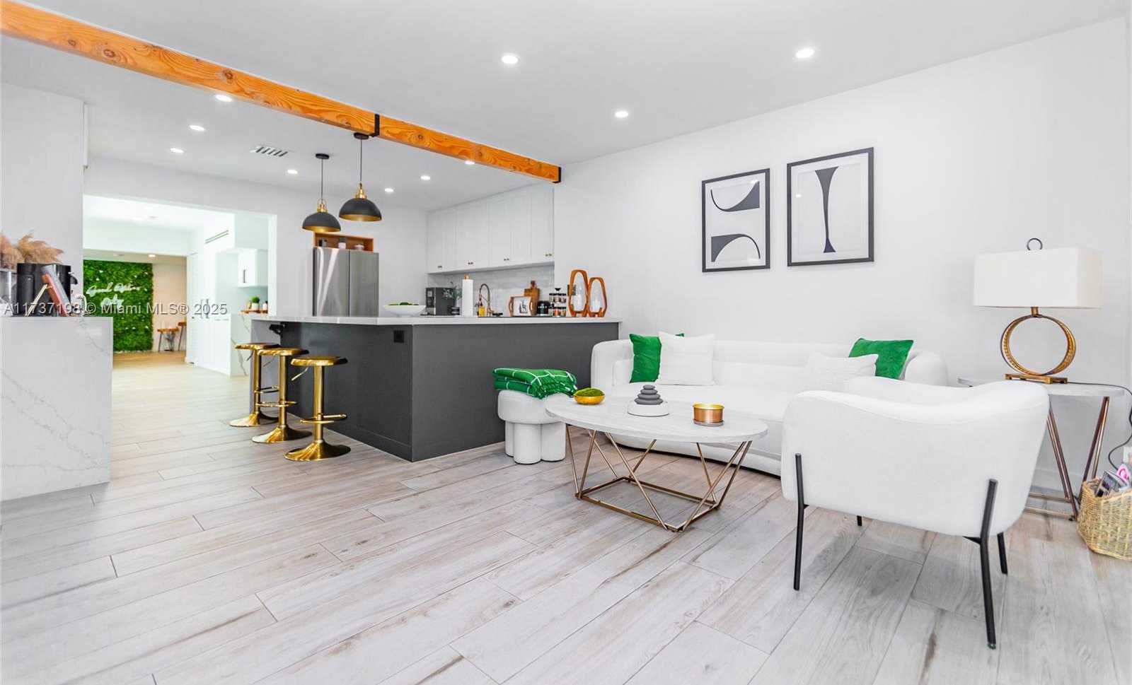 Small Image of 814 MONTEREY ST, Coral Gables Number 22