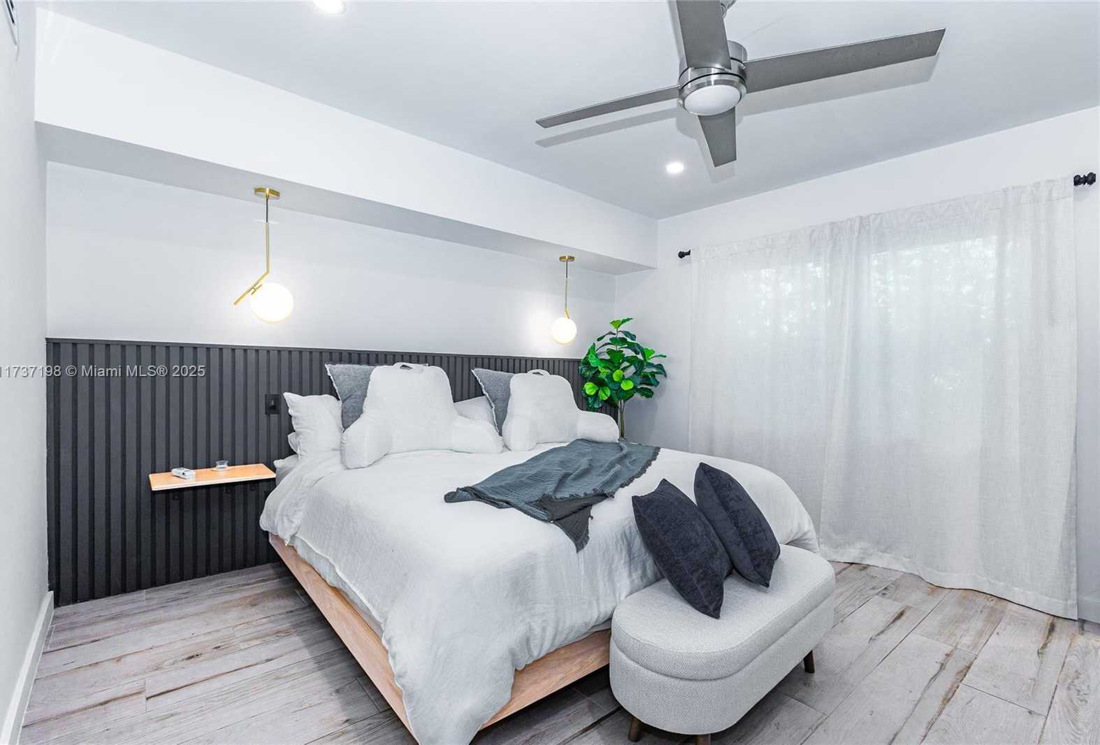 Small Image of 814 MONTEREY ST, Coral Gables Number 33