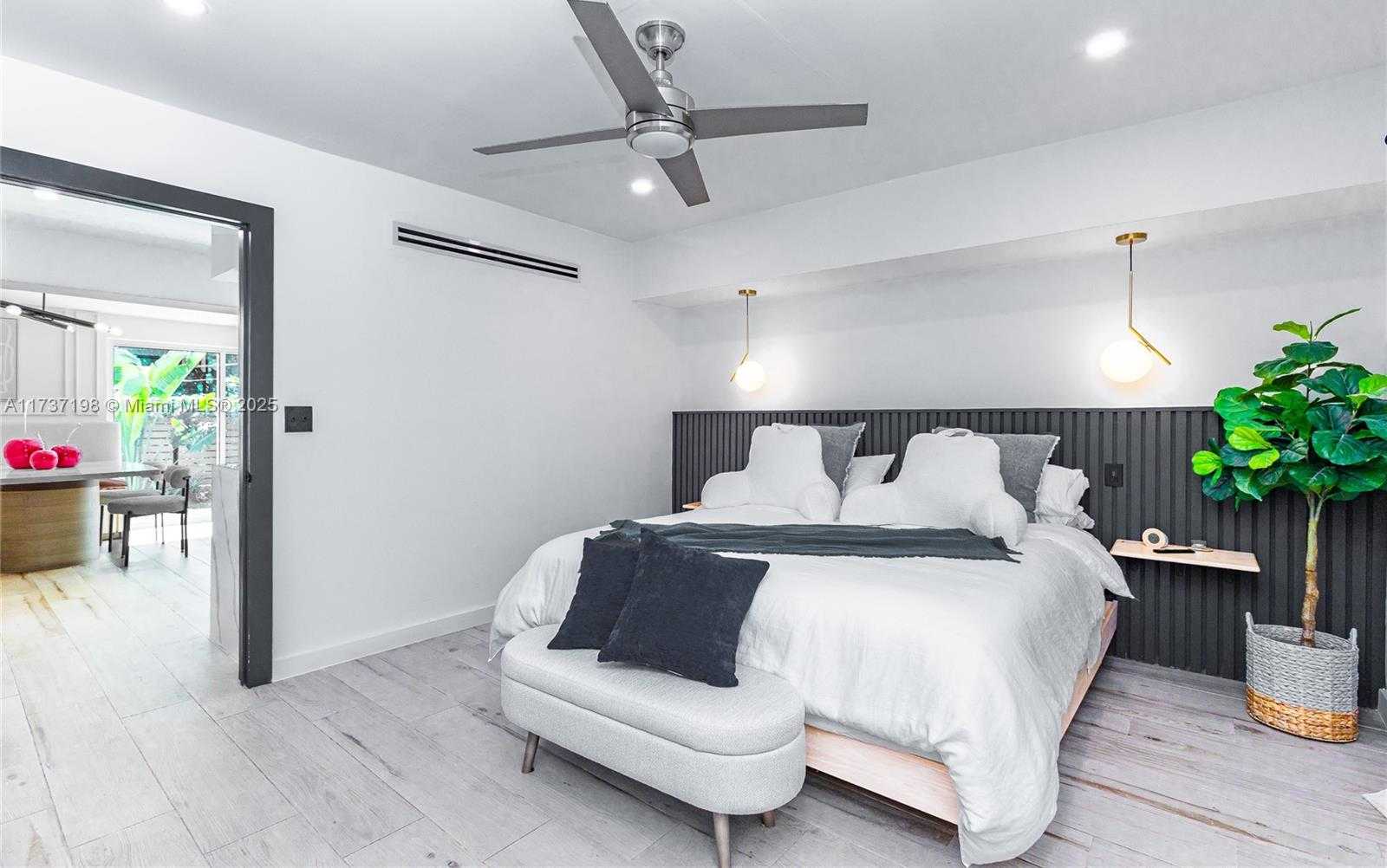 Small Image of 814 MONTEREY ST, Coral Gables Number 34