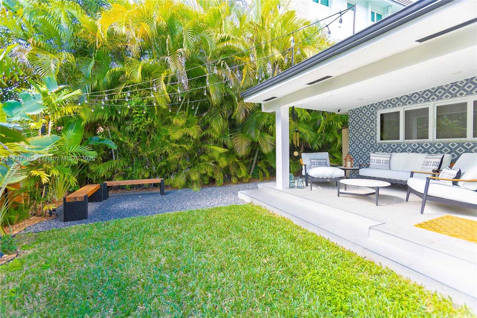 Small Image of 814 MONTEREY ST, Coral Gables Number 40