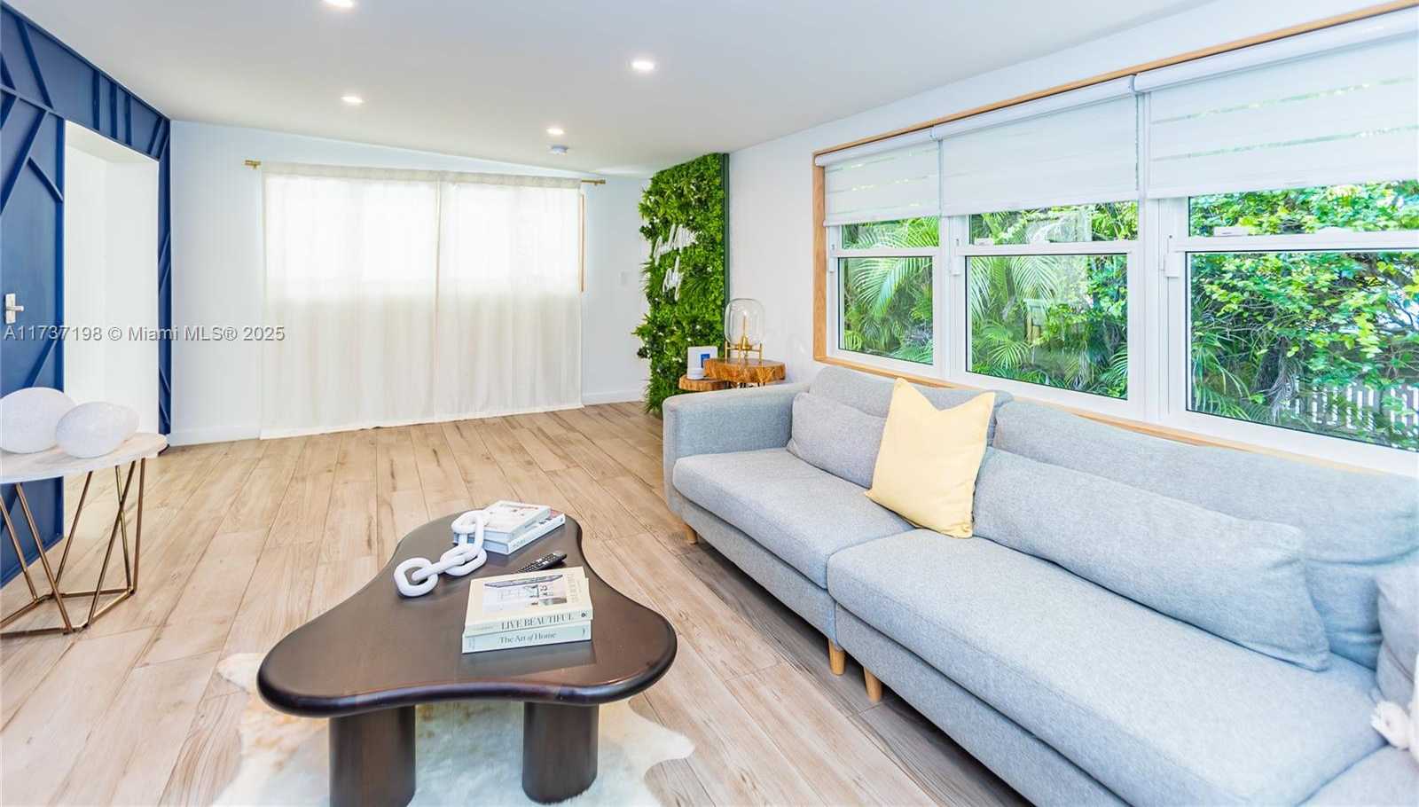 Small Image of 814 MONTEREY ST, Coral Gables Number 47