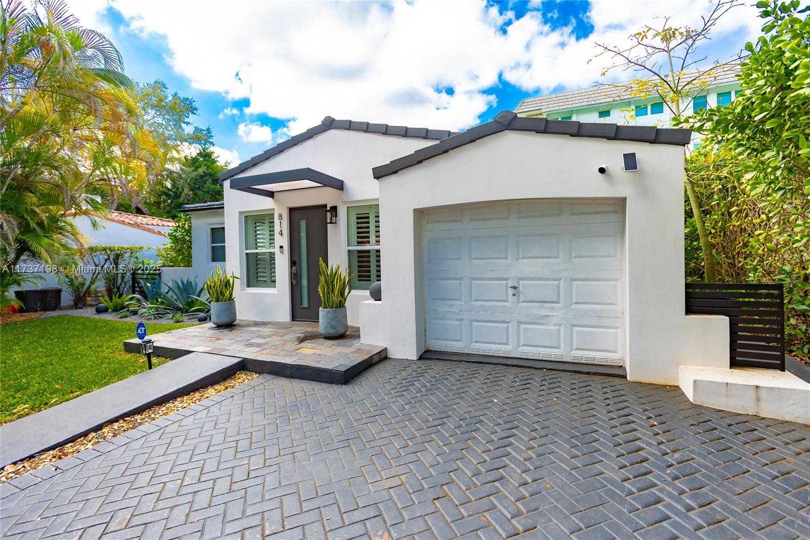 Small Image of 814 MONTEREY ST, Coral Gables Number 5