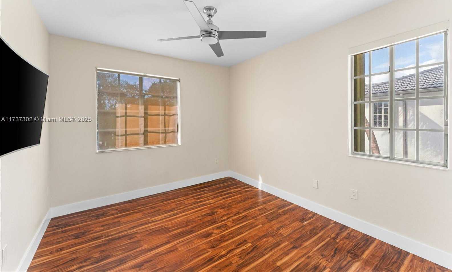 Small Image of 16801 NORTH WEST 77TH PL, Miami Lakes Number 21