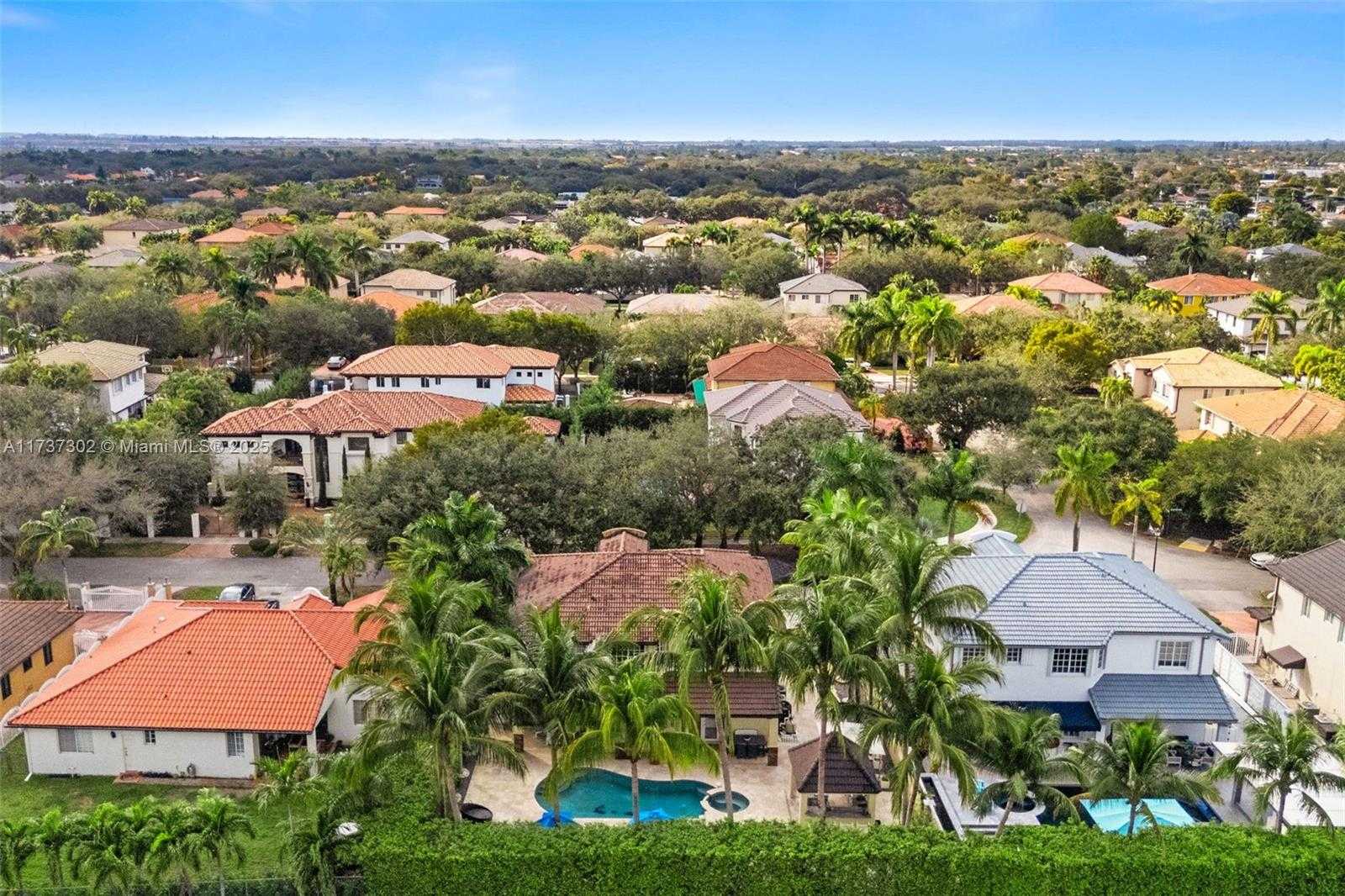 Small Image of 16801 NORTH WEST 77TH PL, Miami Lakes Number 27