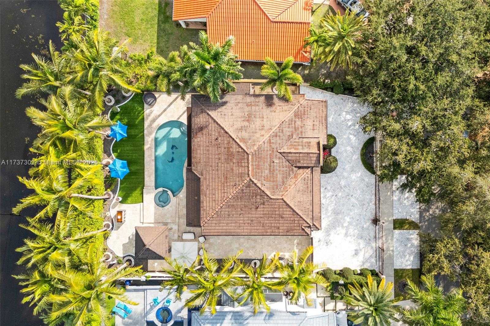 Small Image of 16801 NORTH WEST 77TH PL, Miami Lakes Number 29