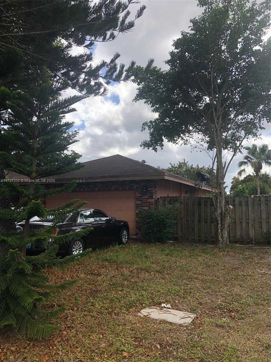 Small Image of 11202 NORTH WEST 44TH ST, Coral Springs Number 5
