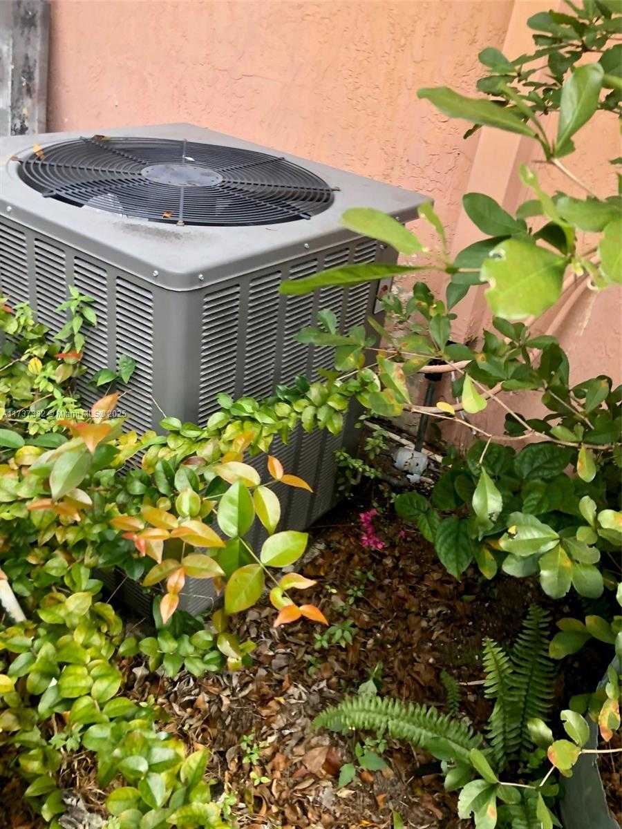 Small Image of 11202 NORTH WEST 44TH ST, Coral Springs Number 6