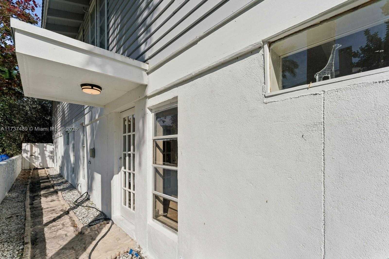 Small Image of 951 BUCHANAN ST, Hollywood Number 44
