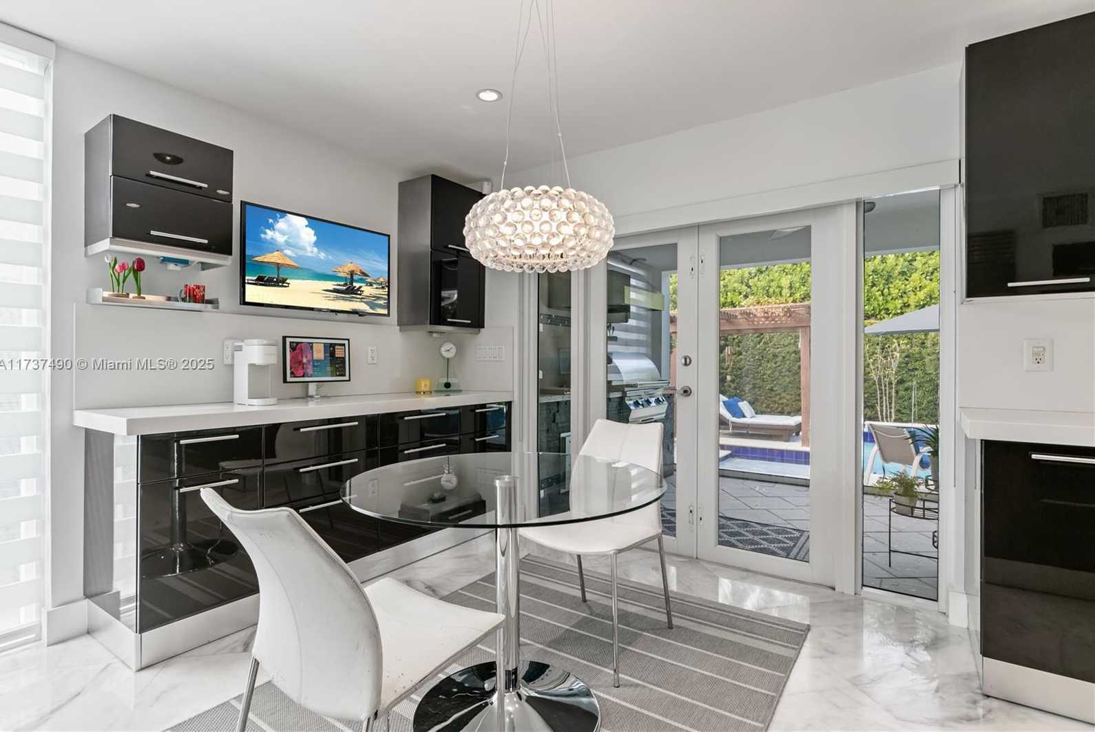 Small Image of 1251 KANE CONCOURSE, Bay Harbor Islands Number 20