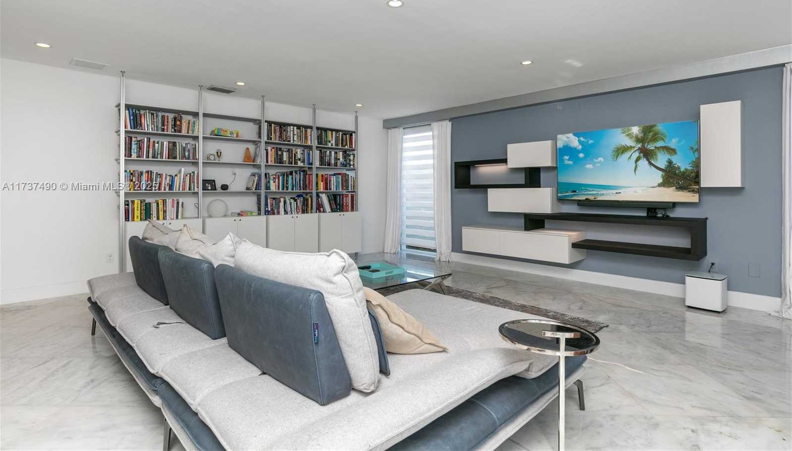 Small Image of 1251 KANE CONCOURSE, Bay Harbor Islands Number 22