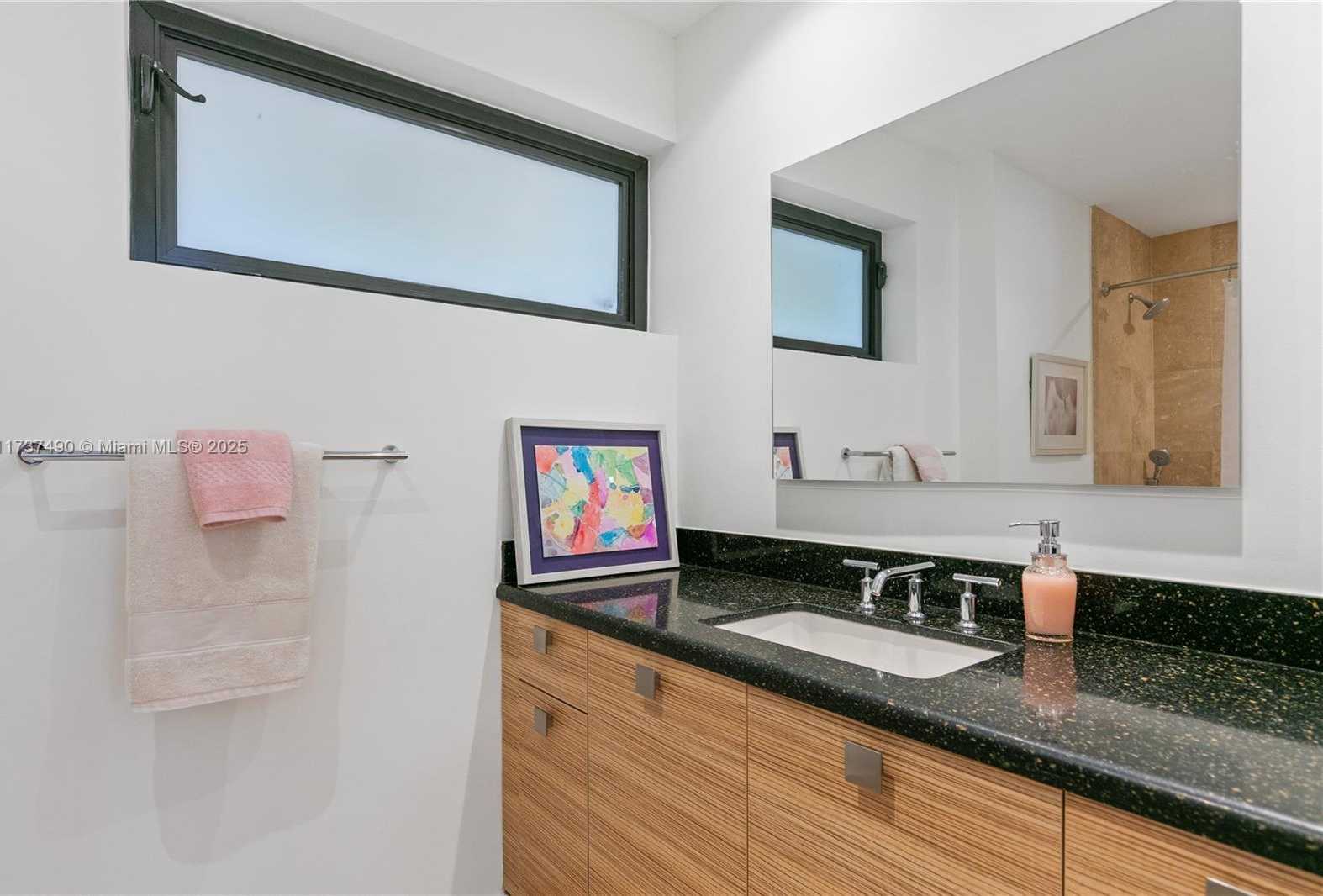 Small Image of 1251 KANE CONCOURSE, Bay Harbor Islands Number 36
