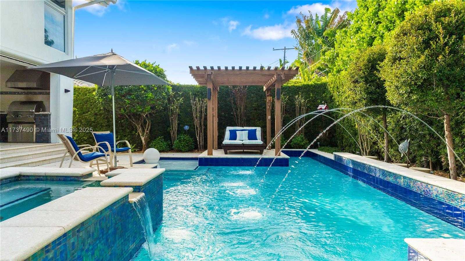 Small Image of 1251 KANE CONCOURSE, Bay Harbor Islands Number 45