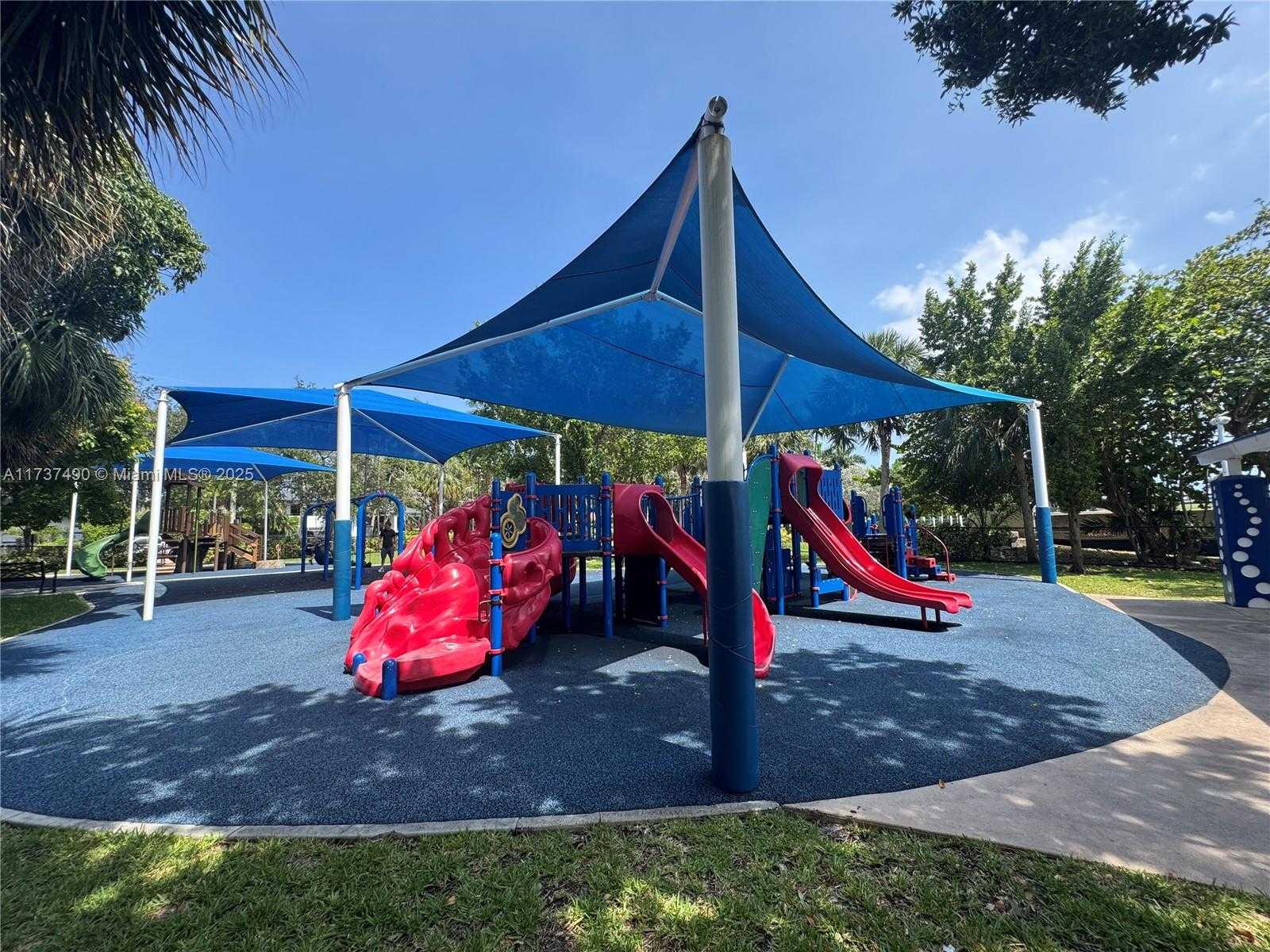 Small Image of 1251 KANE CONCOURSE, Bay Harbor Islands Number 62