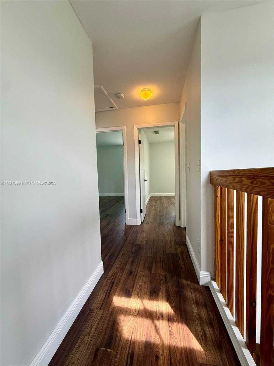 Small Image of 201 NORTH WEST 207TH AVE, Pembroke Pines Number 10