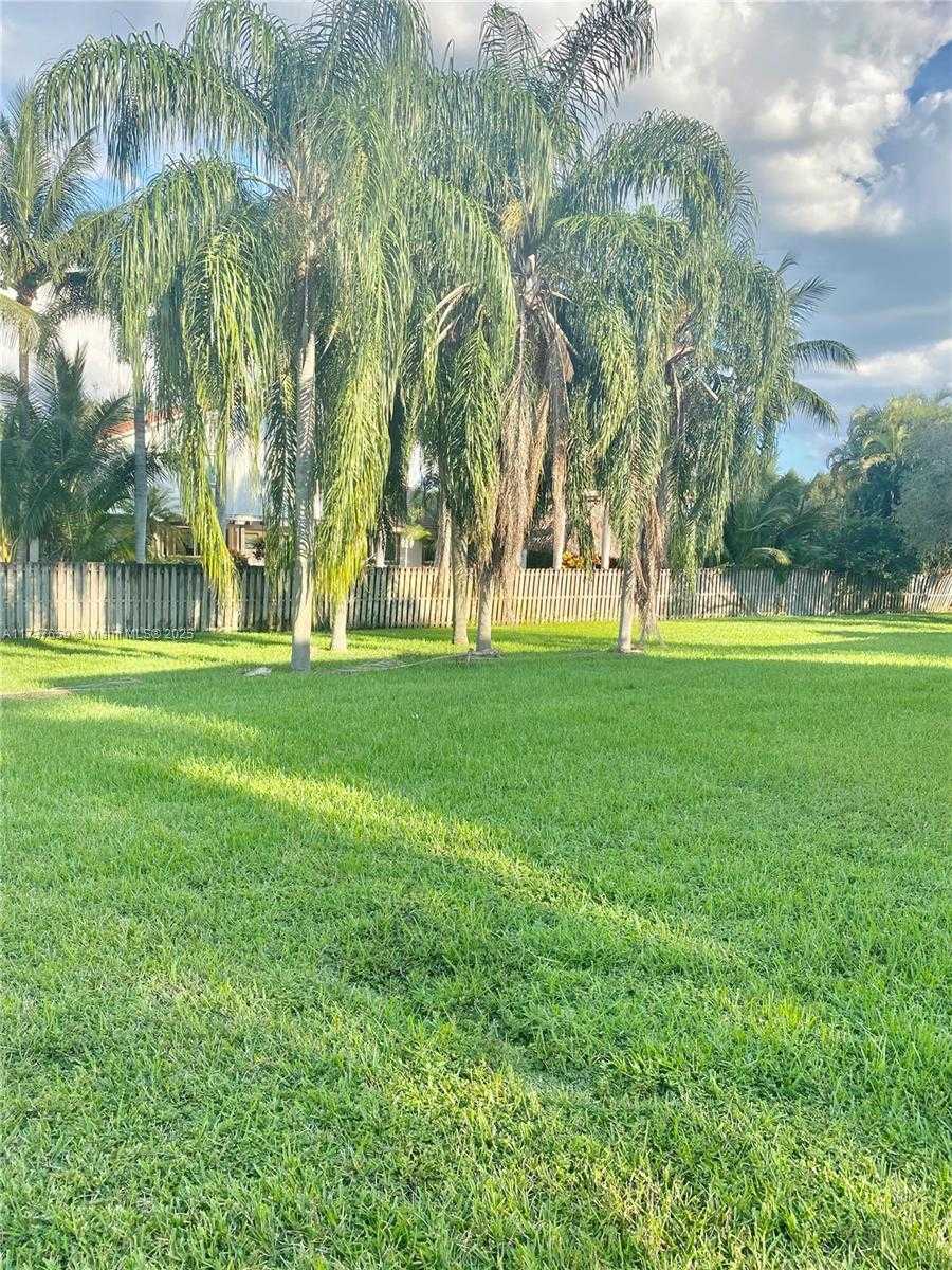 Small Image of 201 NORTH WEST 207TH AVE, Pembroke Pines Number 18