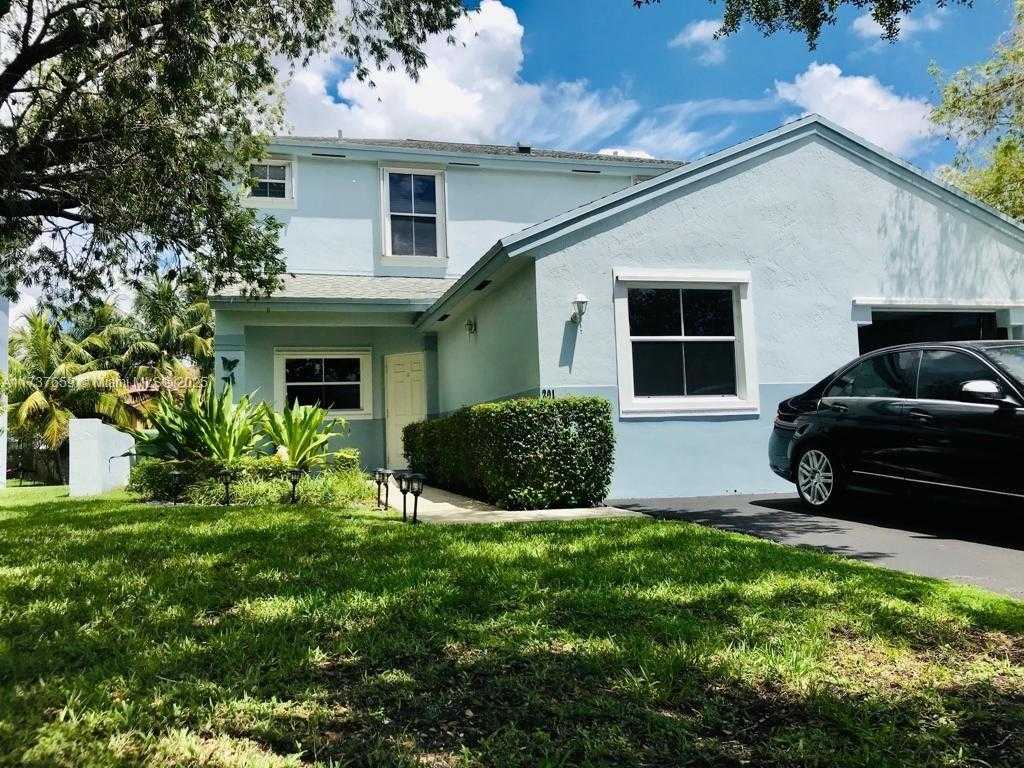 Small Image of 201 NORTH WEST 207TH AVE, Pembroke Pines Number 2