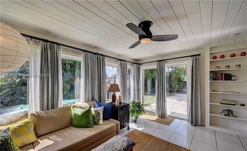 Small Image of 1180 SOUTH WEST 4TH TER, Pompano Beach Number 3