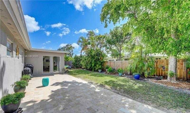 Small Image of 1180 SOUTH WEST 4TH TER, Pompano Beach Number 7