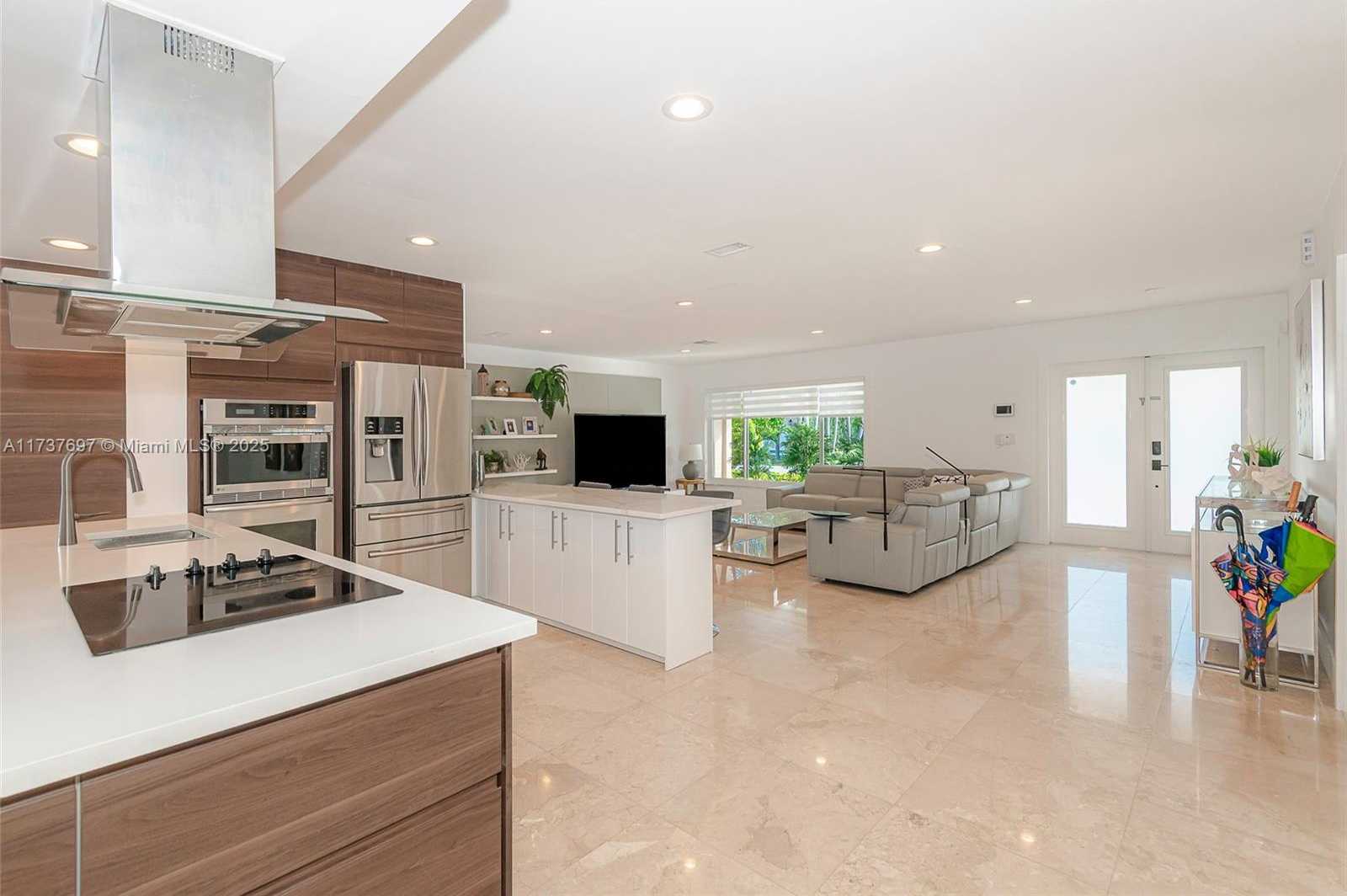 Small Image of 3071 NORTH EAST 47TH ST, Fort Lauderdale Number 11