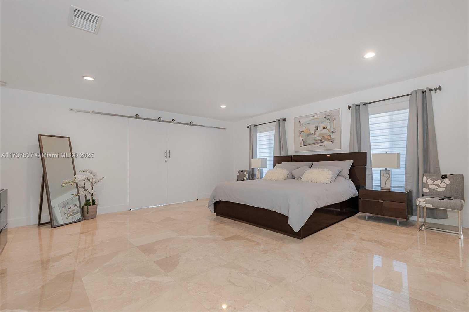 Small Image of 3071 NORTH EAST 47TH ST, Fort Lauderdale Number 23