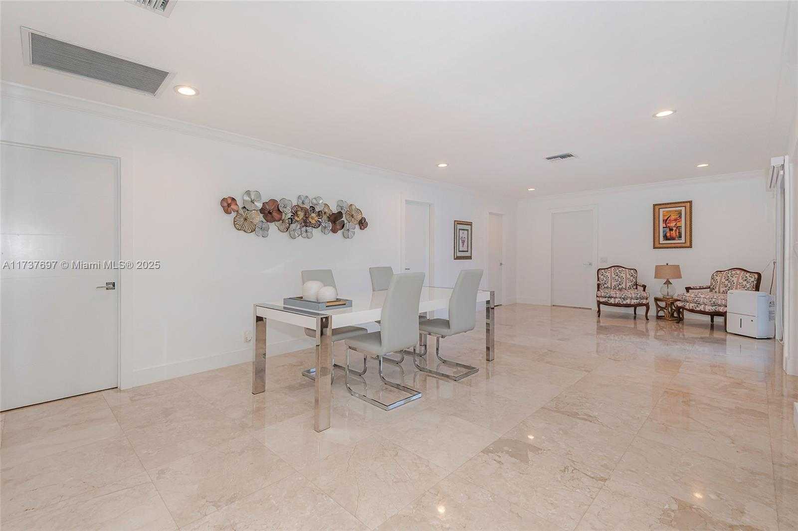 Small Image of 3071 NORTH EAST 47TH ST, Fort Lauderdale Number 8