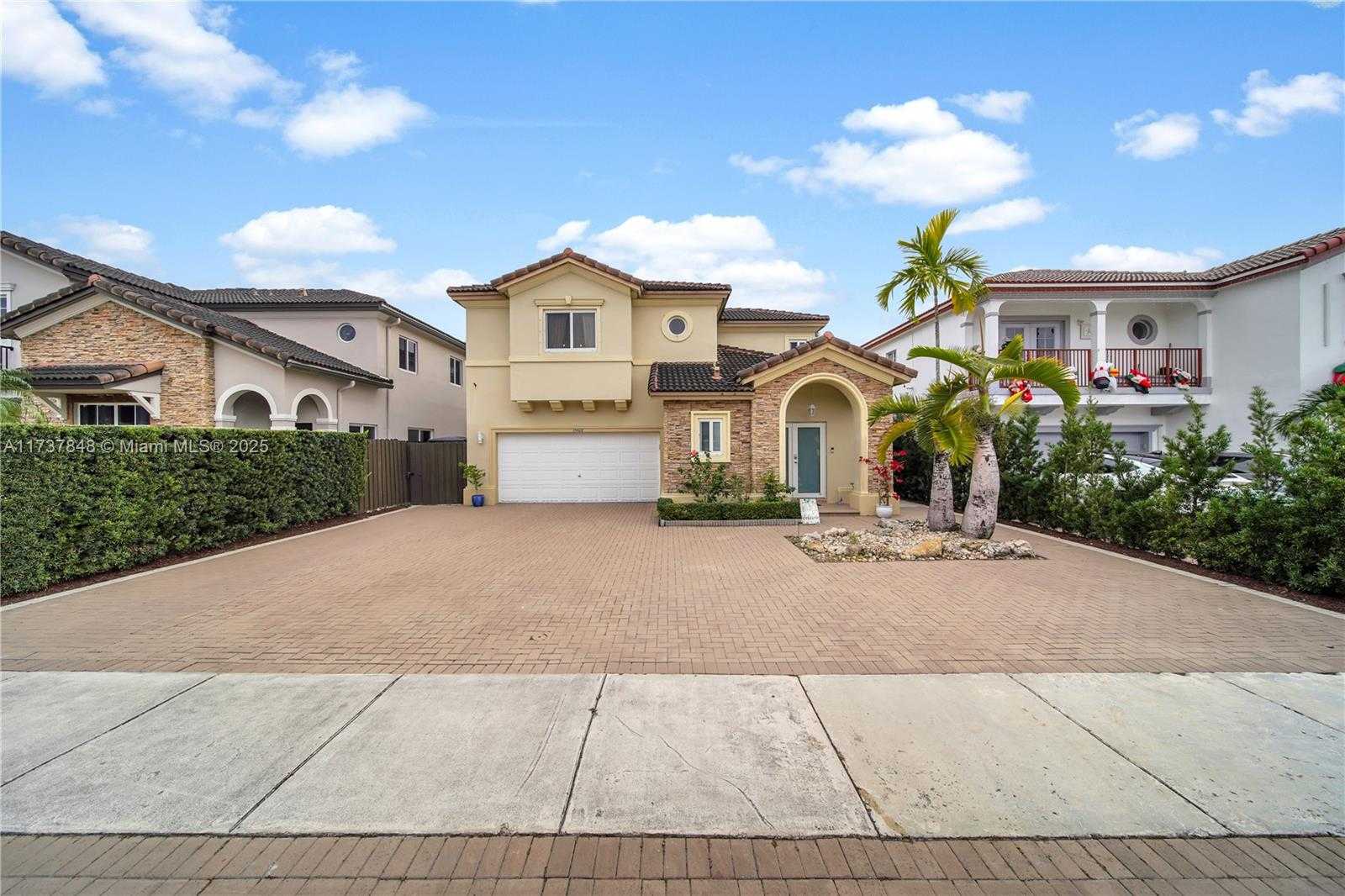 Small Image of 15606 SOUTH WEST 9TH LN, Miami Number 2