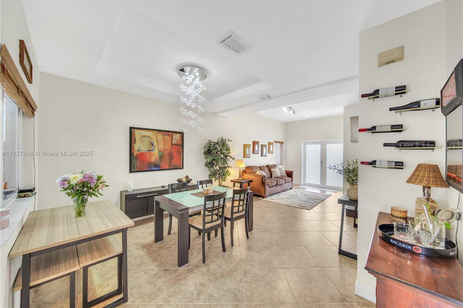 Small Image of 15606 SOUTH WEST 9TH LN, Miami Number 8