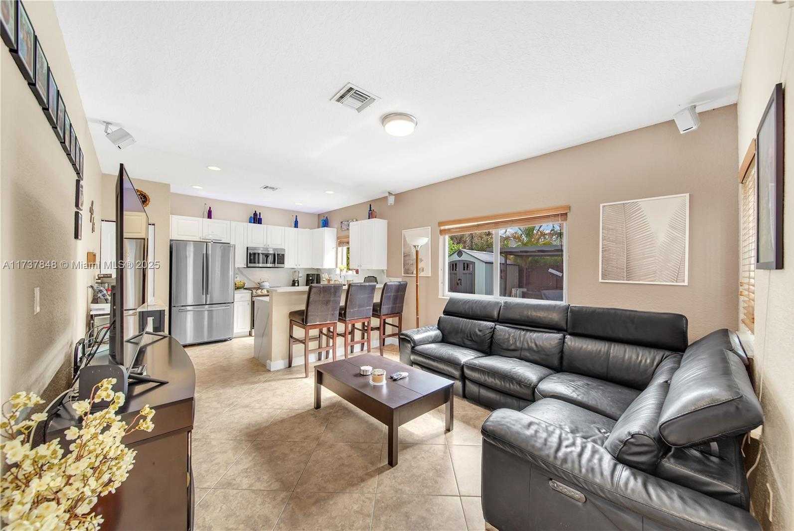 Small Image of 15606 SOUTH WEST 9TH LN, Miami Number 9