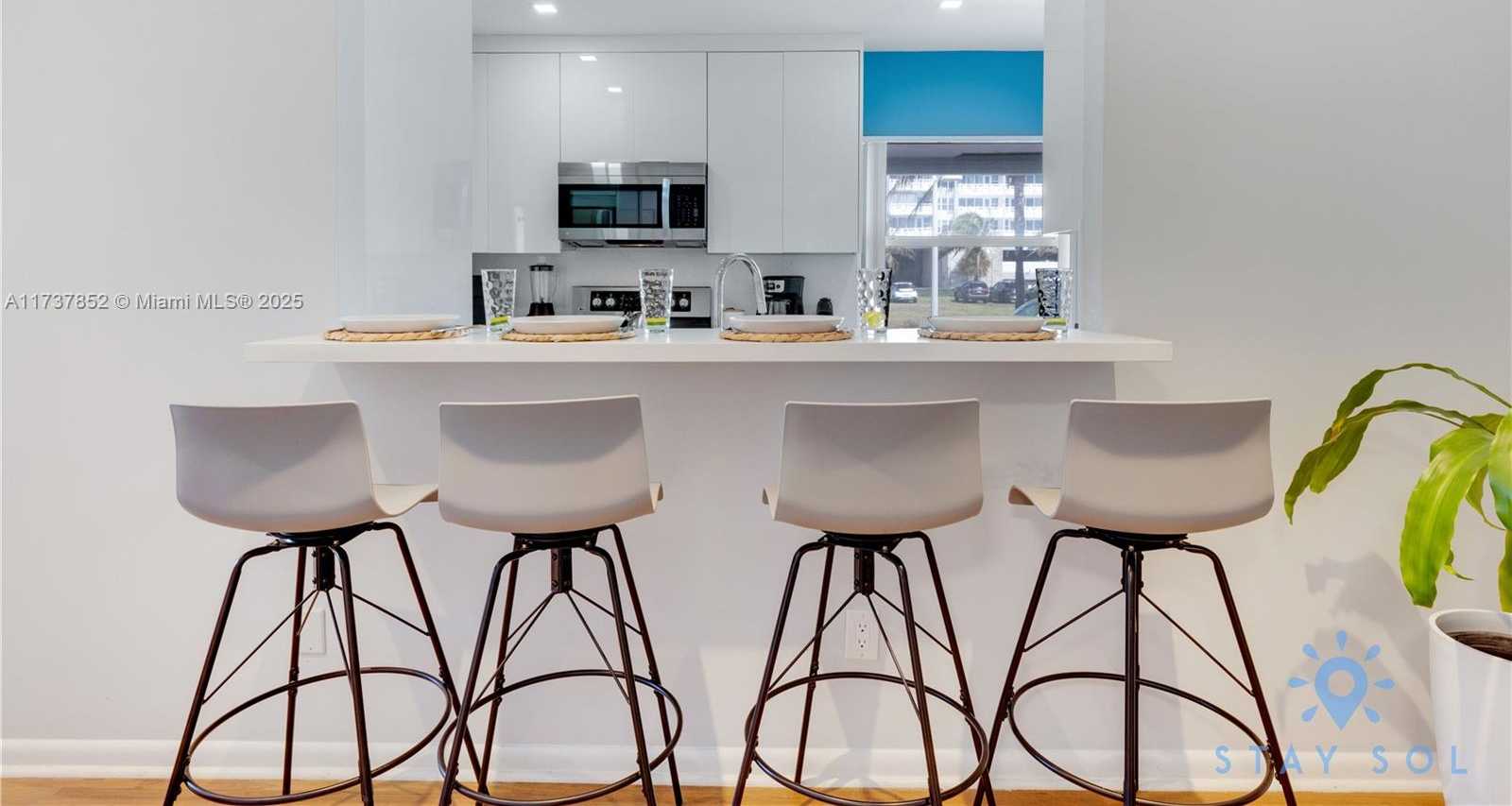 Small Image of 328 Missouri St, Hollywood, FL 33019, USA Number 17
