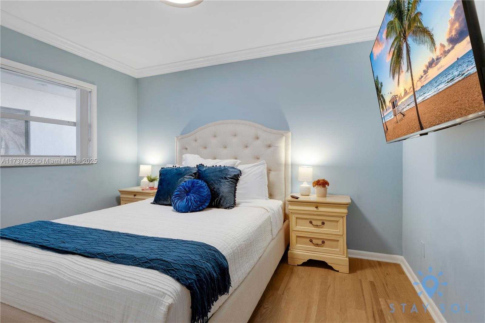 Small Image of 328 Missouri St, Hollywood, FL 33019, USA Number 18