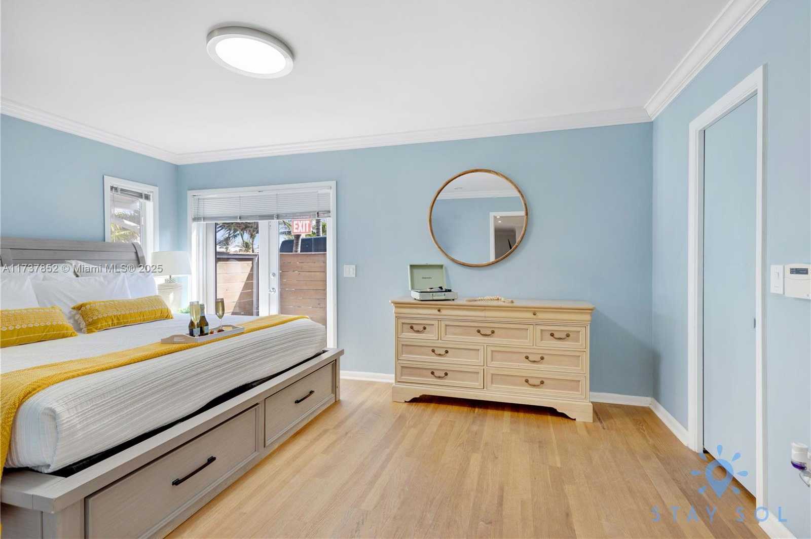 Small Image of 328 Missouri St, Hollywood, FL 33019, USA Number 25