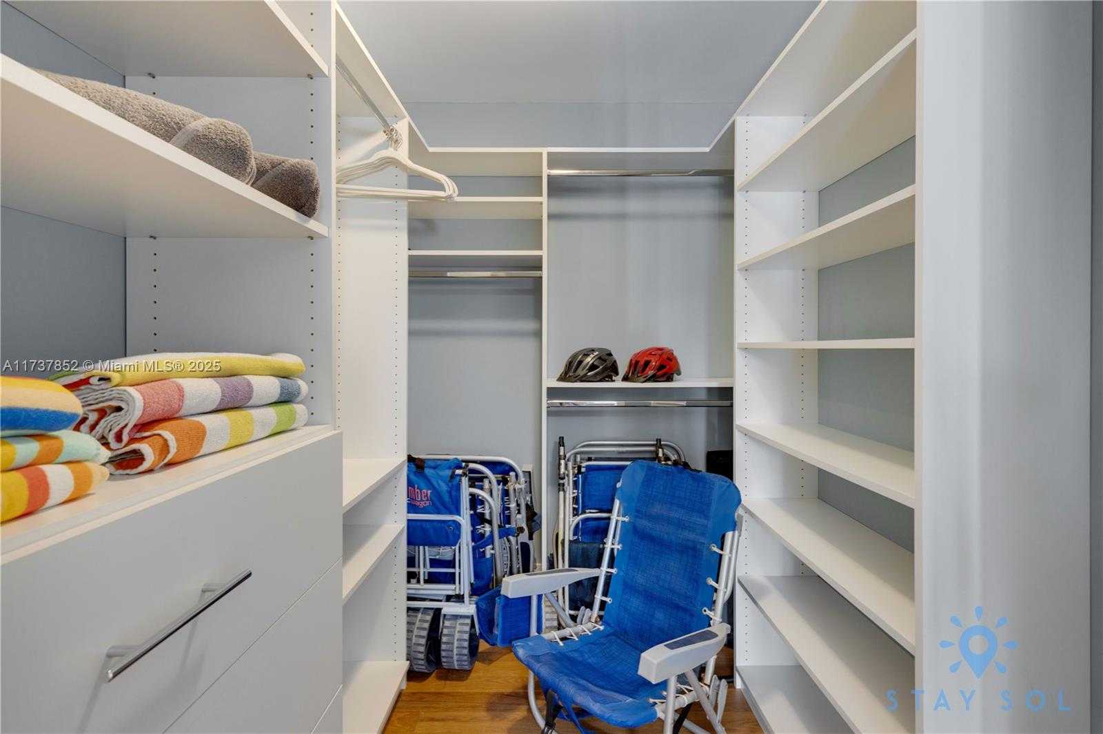 Small Image of 328 Missouri St, Hollywood, FL 33019, USA Number 27