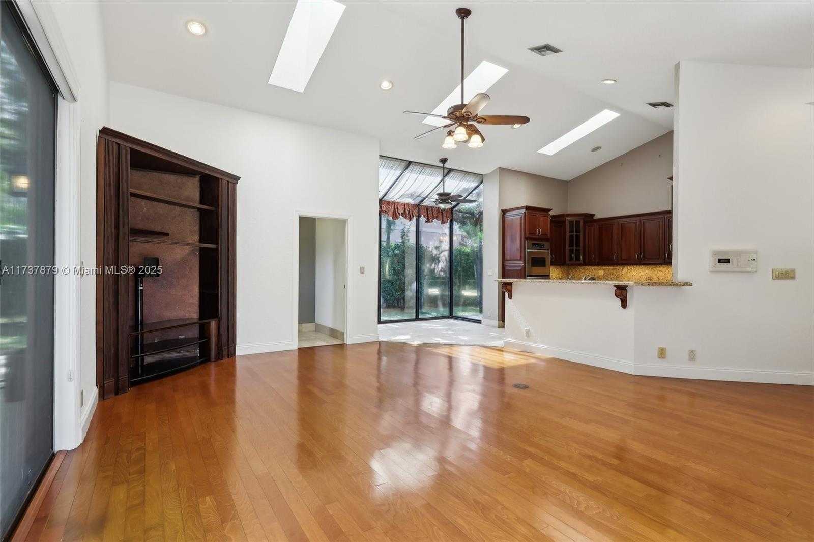 Small Image of 1755 EAGLE TRACE BLVD, Coral Springs Number 10