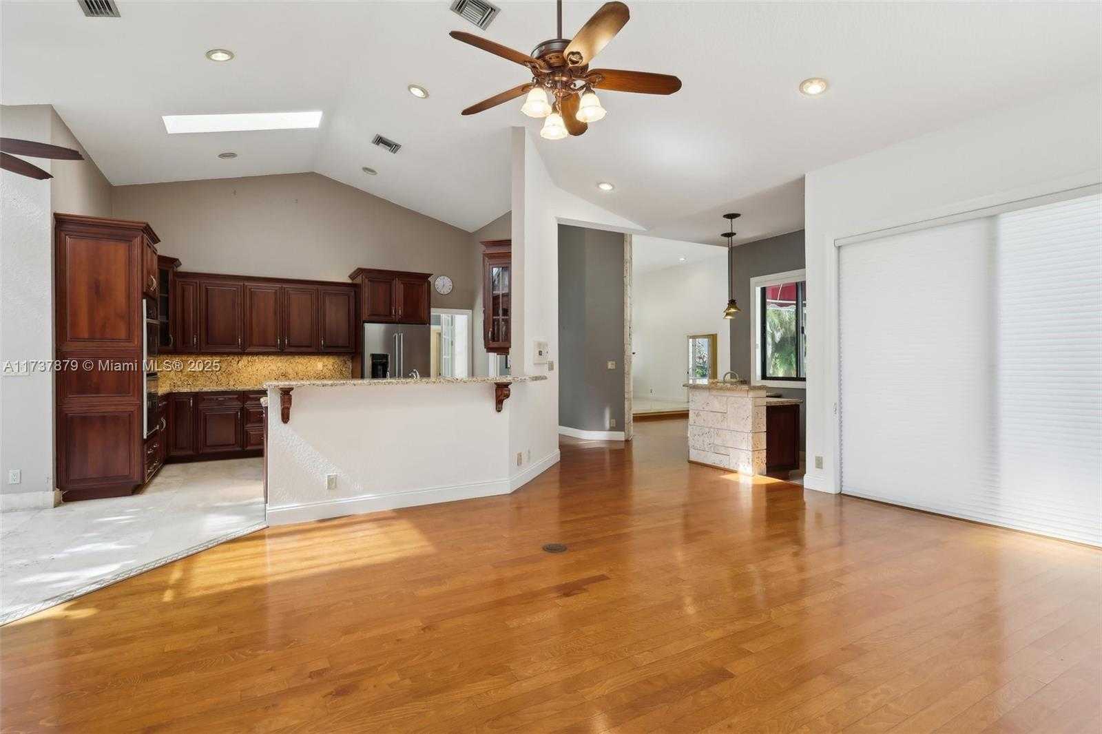 Small Image of 1755 EAGLE TRACE BLVD, Coral Springs Number 16