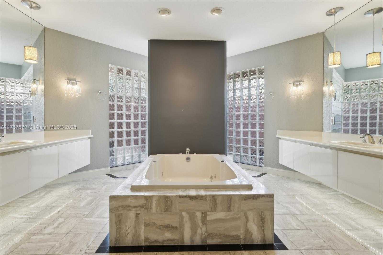 Small Image of 1755 EAGLE TRACE BLVD, Coral Springs Number 23