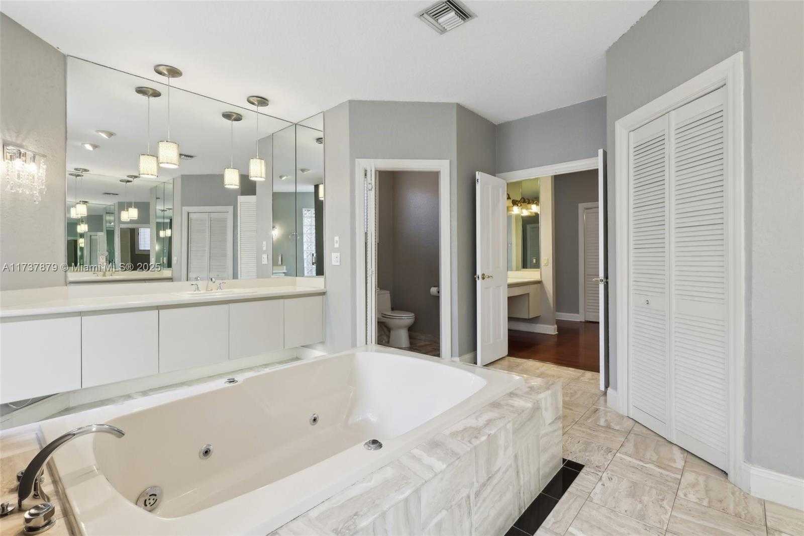 Small Image of 1755 EAGLE TRACE BLVD, Coral Springs Number 25