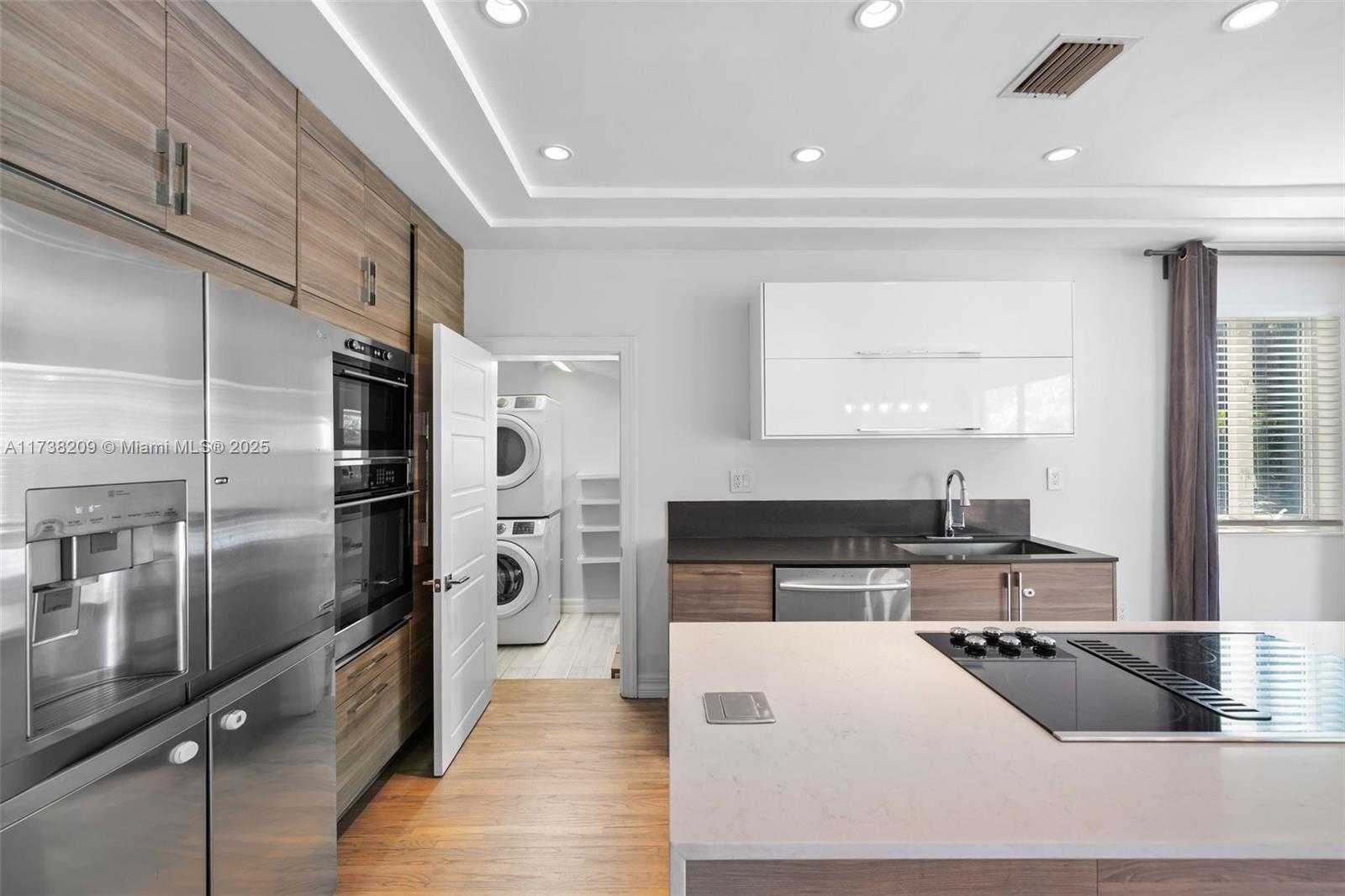 Small Image of 339 NORTH EAST 100TH ST, Miami Shores Number 15