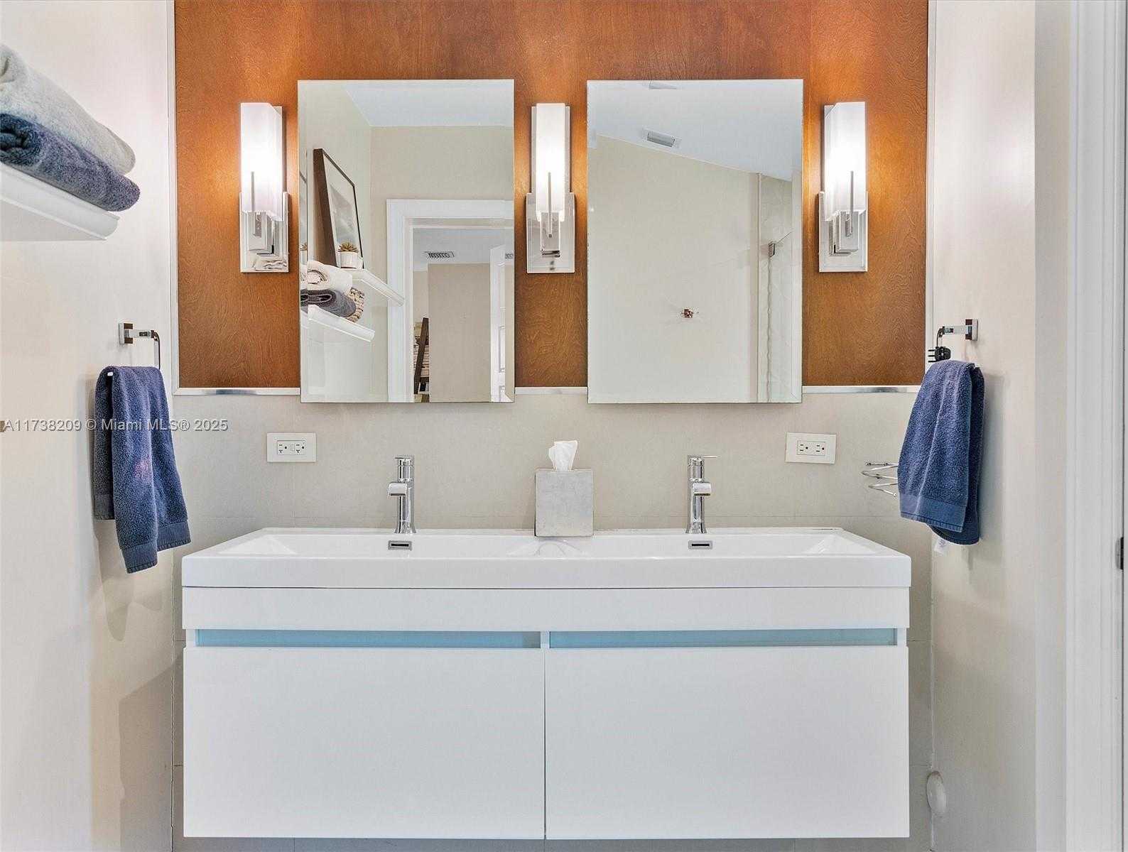 Small Image of 339 NORTH EAST 100TH ST, Miami Shores Number 30