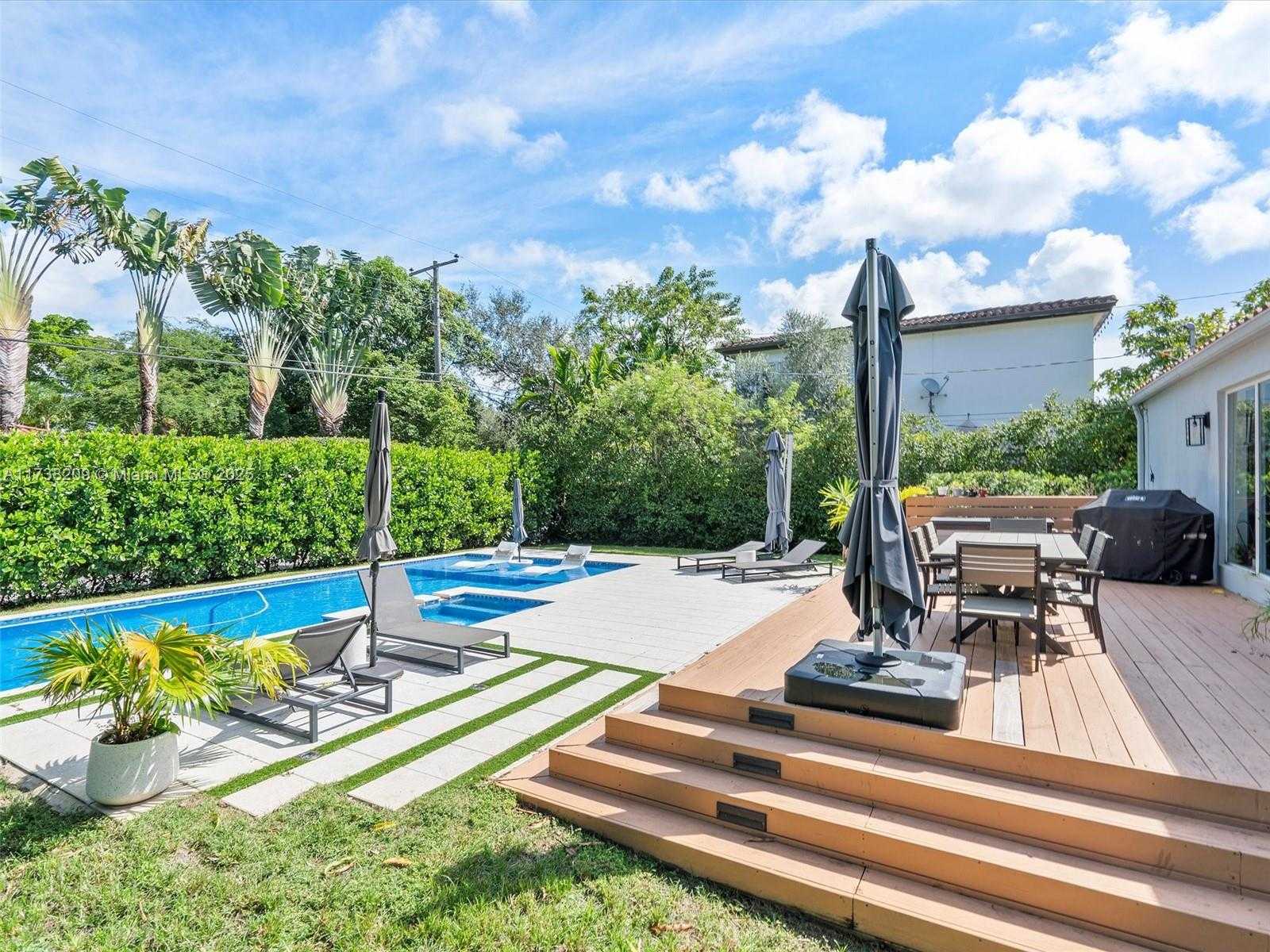 Small Image of 339 NORTH EAST 100TH ST, Miami Shores Number 34