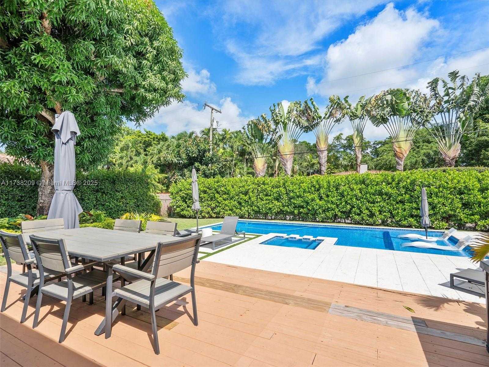 Small Image of 339 NORTH EAST 100TH ST, Miami Shores Number 38