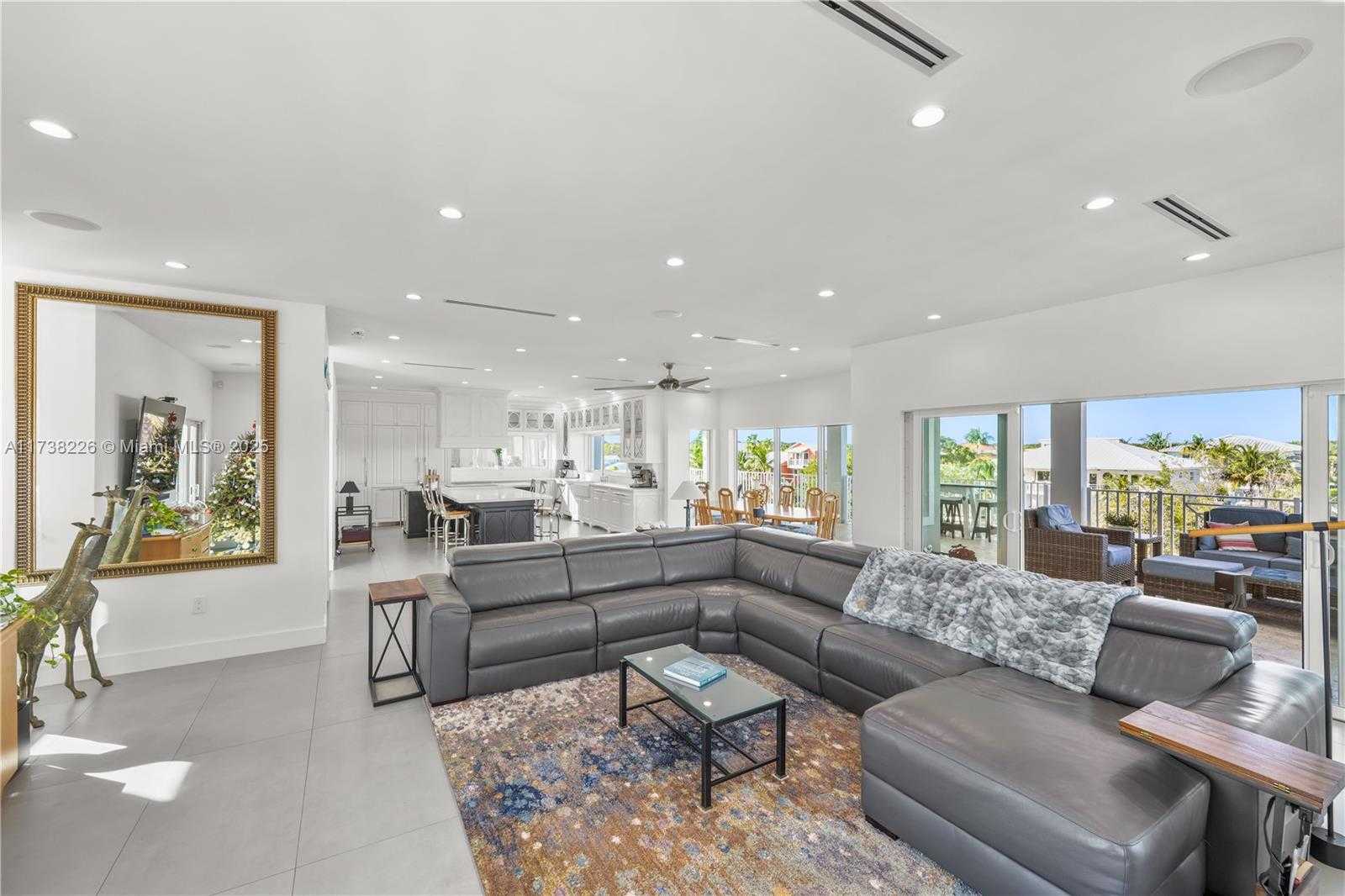 Small Image of 66 SOUTH ANDROS RD, Key Largo Number 16