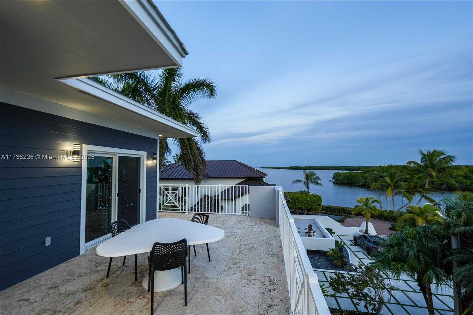 Small Image of 66 SOUTH ANDROS RD, Key Largo Number 17